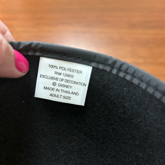 Disney Institute Graduation Cap w/Mickey Ears & Tassel - Picture 7 of 7